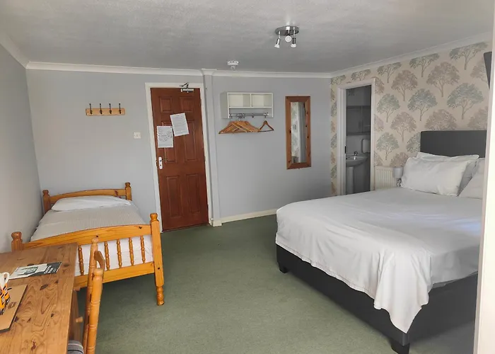 Pine Lodge Hotel